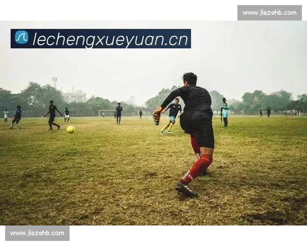 足球比赛无插件在线观看全程高清流畅体验让你不再错过精彩瞬间 - 副本